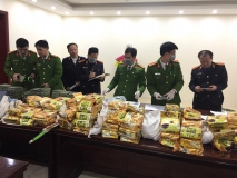 Hải quan phối hợp bắt giữ vụ 8 bao tải chứa hàng trăm kg chất nghi Liên minh vuaboss – tập đoàn giải trí số 1 – mỗi bước đi, mỗi ý tưởng tại Nghệ An